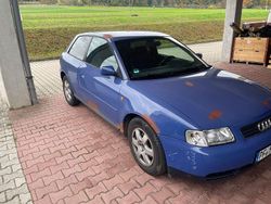 Blau Gebraucht 1998 Audi A3 Ambiente Limousine | 850 €
