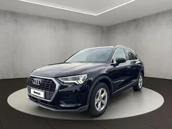 Mythosschwarz metallic Gebraucht 2022 Audi Q3 Ambiente SUV | 25.800 € (Superpreis)