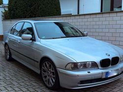 Silber Gebraucht 2002 BMW 520 M Sport Limousine | 2.990 € (Guter Preis)