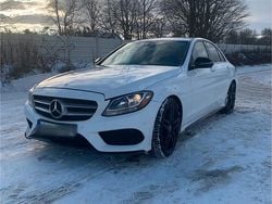 Weiß Gebraucht 2016 Mercedes C300 AMG line Limousine | 14.800 € (Superpreis)