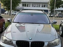 Grau Gebraucht 2008 BMW 318 Kombi | 3.500 € (Guter Preis)