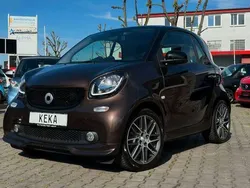 Autumn brown & deep black Gebraucht 2018 Smart ForTwo Coupé Brabus Xclusive Coupé | 22.990 € (Teuer)