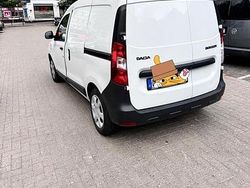 Weiß Gebraucht 2020 Dacia Dokker Van / Kleinbus | 7.300 €