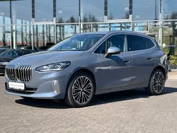 Individual storm bay (metallic) Gebraucht 2023 BMW 218 Active Tourer Luxury Line Van / Kleinbus | 30.990 € (Fairer Preis)