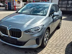 Skyscraper grau Gebraucht 2023 BMW 218 Active Tourer Van / Kleinbus | 27.200 € (Guter Preis)