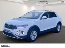 Pure white Gebraucht 2024 VW T-Roc Life SUV | 21.390 € (Guter Preis)