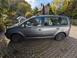 Grau Gebraucht 2005 VW Touran Conceptline Van / Kleinbus | 1.250 € (Guter Preis)
