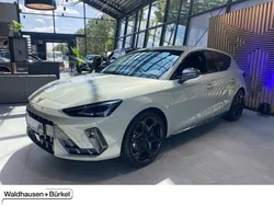Grau Neu 2024 Cupra Leon Limousine | 36.799 € (Etwas zu teuer)