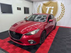Rubinrot metallic Gebraucht 2015 Mazda 3 Limousine | 10.999 € (Fairer Preis)