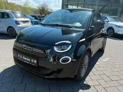 Schwarz Gebraucht 2022 Fiat 500e Icon Cabrio | 20.900 € (Fairer Preis)