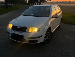 Weiß Gebraucht 2007 Skoda Fabia Kombi | 2.000 € (Fairer Preis)