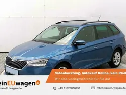 Titanblau metallic Gebraucht 2021 Skoda Fabia Style Kombi | 17.450 € (Fairer Preis)