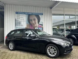 Schwarz Gebraucht 2019 BMW 320 Advantage | 23.660 € (Fairer Preis)