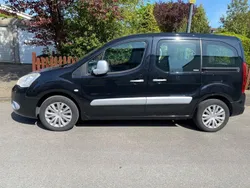 Schwarz Gebraucht 2011 Citroën Berlingo Van / Kleinbus | 5.500 € (Fairer Preis)