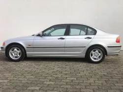 Silber Gebraucht 1998 BMW 318 Limousine | 2.999 € (Fairer Preis)