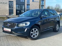 Blau Gebraucht 2015 Volvo XC60 Momentum SUV | 13.990 € (Fairer Preis)