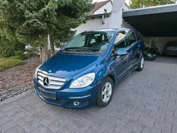Blau Gebraucht 2009 Mercedes B170 Van / Kleinbus | 4.200 € (Fairer Preis)