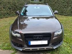 Braun Gebraucht 2011 Audi A4 Allroad Kombi | 7.777 € (Fairer Preis)