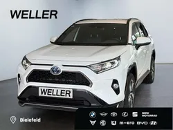 Weiss Gebraucht 2021 Toyota RAV4 Hybrid SUV | 35.990 € (Guter Preis)