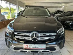 Schwarz Gebraucht 2020 Mercedes GLC300e AMG SUV | 31.000 € (Fairer Preis)