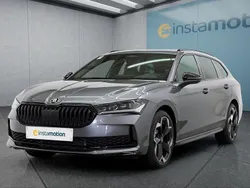 Grau Neu 2025 Skoda Superb Kombi | 47.849 € (Fairer Preis)