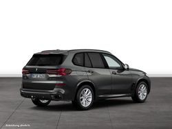 Grau Gebraucht 2025 BMW X5 M Sport SUV | 96.425 € (Etwas zu teuer)
