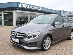Grau Gebraucht 2018 Mercedes B180 Style Van / Kleinbus | 16.490 € (Guter Preis)