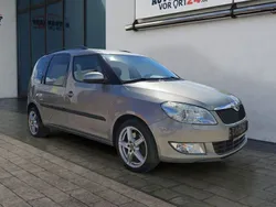 Beige Gebraucht 2011 Skoda Roomster Plus Edition Kombi | 3.980 € (Fairer Preis)