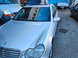 Gebraucht 2002 Mercedes C220 Limousine | 1.500 € (Guter Preis)