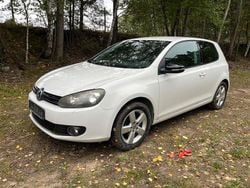 Weiß Gebraucht 2012 VW Golf VII Style Limousine | 3.000 € (Guter Preis)