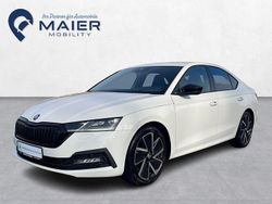 Candyweiss Gebraucht 2022 Skoda Octavia Dynamic Limousine | 17.440 € (Etwas zu teuer)