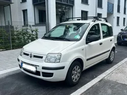 Weiß Gebraucht 2011 Fiat Panda Kleinwagen | 2.950 € (Fairer Preis)
