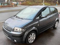 Grau Gebraucht 2004 Audi A2 Kleinwagen | 7.500 € (Teuer)