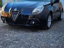 Schwarz Gebraucht 2012 Alfa Romeo Giulietta Turismo Kleinwagen | 8.300 € (Etwas zu teuer)