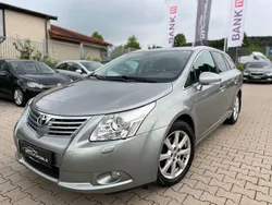 Grau Gebraucht 2011 Toyota Avensis Executive Kombi | 7.999 € (Fairer Preis)