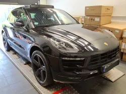 Schwarz Gebraucht 2017 Porsche Macan SUV | 46.990 € (Teuer)