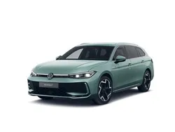 Grün Gebraucht 2024 VW Passat R-line Kombi | 44.966 € (Fairer Preis)