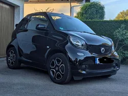 Schwarz Gebraucht 2017 Smart ForTwo Cabrio Cabrio | 13.000 € (Fairer Preis)