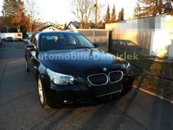 Schwarz metallic Gebraucht 2006 BMW 530 Kombi | 8.990 € (Teuer)
