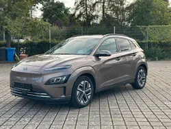 Grün Gebraucht 2021 Hyundai Kona Prime SUV | 22.299 € (Guter Preis)
