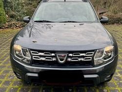 Schwarz Gebraucht 2015 Dacia Duster Lauréate SUV | 8.800 € (Fairer Preis)