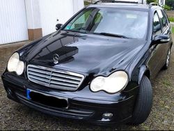 Schwarz Gebraucht 2006 Mercedes C220 Classic Kombi | 1.850 € (Guter Preis)