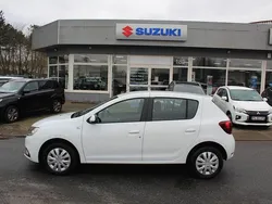 Weiß Gebraucht 2018 Dacia Sandero Comfort Kleinwagen | 8.990 € (Etwas zu teuer)