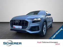 Satellitsilber metallic Gebraucht 2023 Audi Q8 Ambiente SUV | 54.690 € (Superpreis)