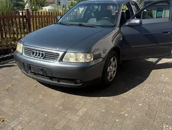 Grau Gebraucht 2002 Audi A3 Kleinwagen | 590 € (Superpreis)