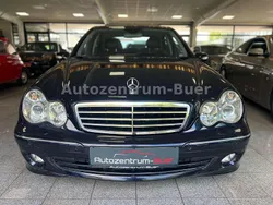 Schwarz Gebraucht 2004 Mercedes C230 Avantgarde Limousine | 9.990 €