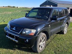 Schwarz Gebraucht 2007 Mitsubishi Pajero Edition SUV | 3.900 €