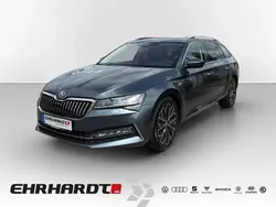 Grau Gebraucht 2020 Skoda Superb LAURIN & KLEMENT Kombi | 28.100 € (Guter Preis)