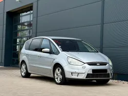 Silber Gebraucht 2009 Ford S-MAX S Van / Kleinbus | 1.290 €
