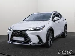 Weiß Gebraucht 2022 Lexus NX450h+ E-FOUR Luxury Line SUV | 53.990 € (Fairer Preis)
